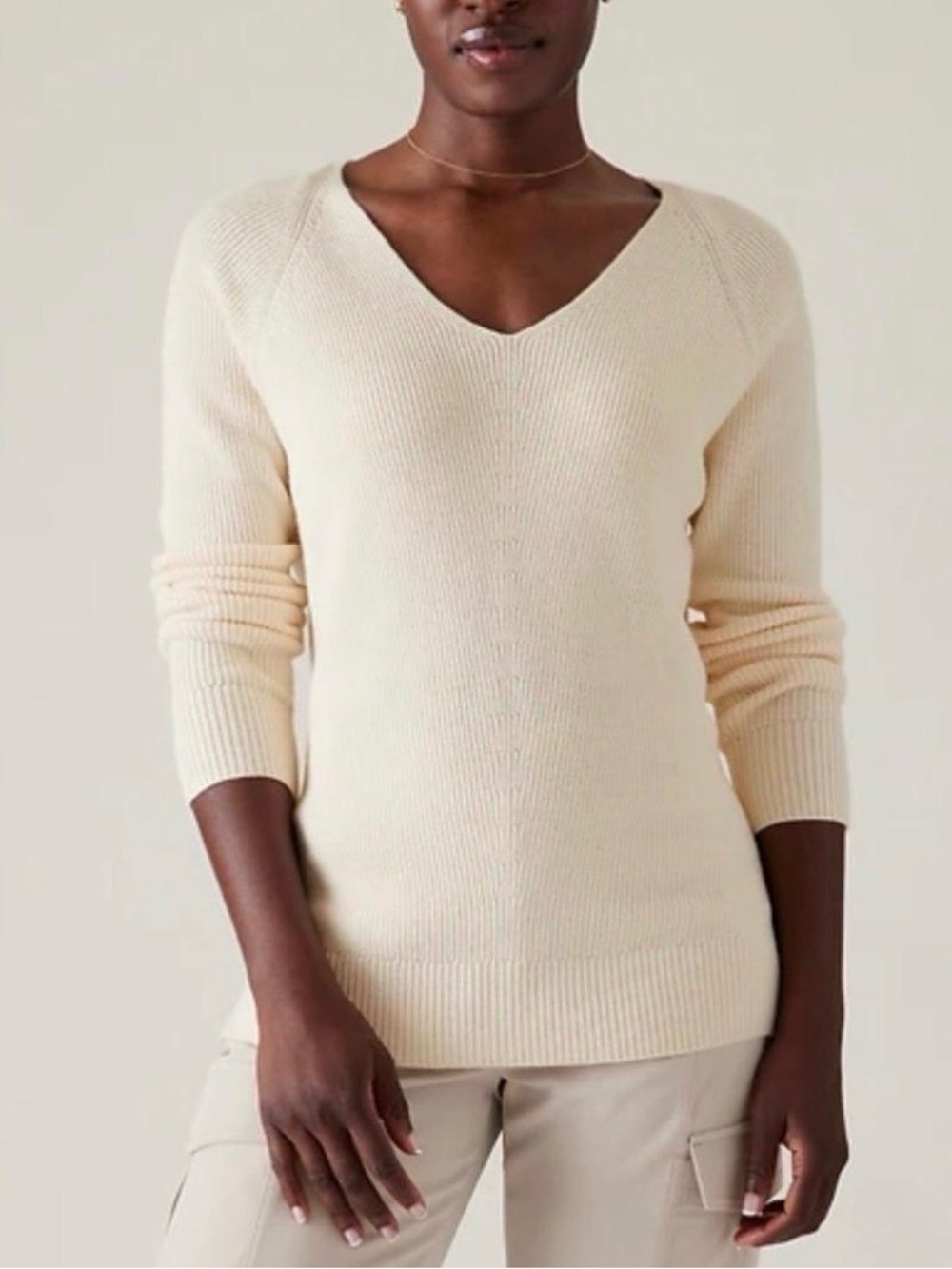 Athleta Hanover Refined V-Neck Lightweight Knit Sweater in Cream